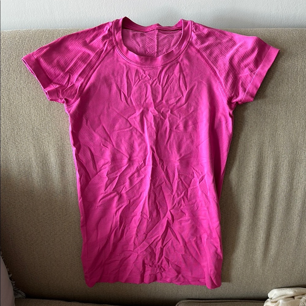lululemon Swiftly Tech Short Sleeve Hip Length